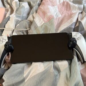 Wireless Gaming Controller for Mobile Devices - Black and White